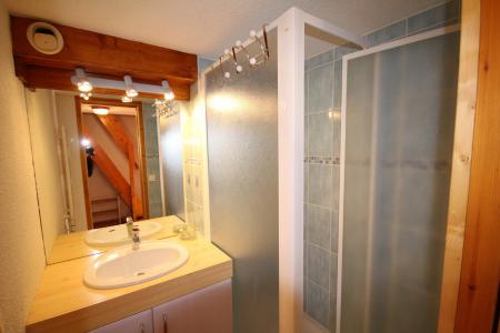 Vacaciones en montaña Apartamento 2 piezas mezzanine para 6 personas (155) - Résidence Mont Blanc A - Les Saisies - Cuarto de ducha