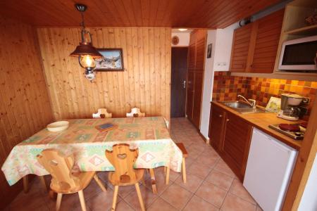 Holiday in mountain resort 2 room apartment cabin 6 people (205) - Résidence Mont Blanc B - Les Saisies - Accommodation