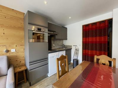 Holiday in mountain resort Studio sleeping corner 4 people (62) - Résidence Oisans - Les Menuires - Kitchen