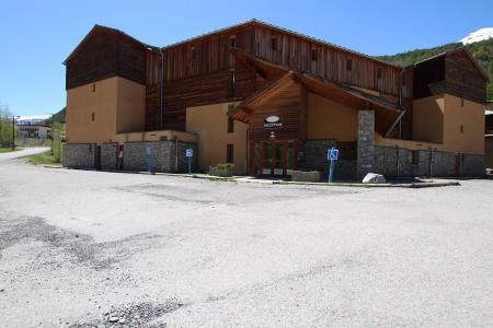 Rent in ski resort 2 room apartment sleeping corner 6 people (19) - Résidence Palatin - Pelvoux - Summer outside