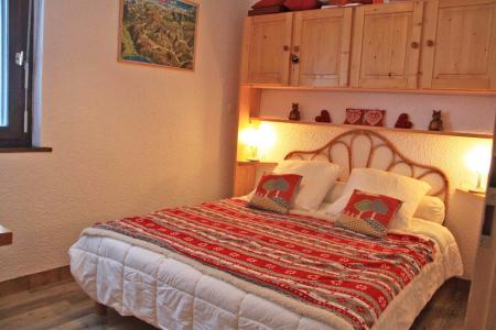 Holiday in mountain resort 3 room apartment cabin 6 people - Résidence Panorama - Les Gets - Bedroom