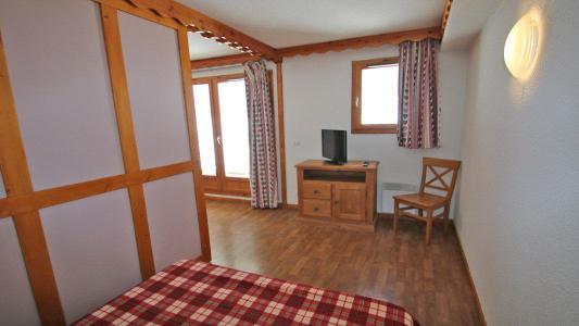Vacanze in montagna Appartamento 3 stanze per 6 persone (A008) - Résidence Parc aux Etoiles - Puy-Saint-Vincent