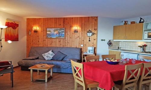 Urlaub in den Bergen 3-Zimmer-Appartment für 6 Personen (36m²) - Résidence Parc Aux Etoiles - MH - Puy-Saint-Vincent - Wohnzimmer