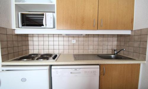Skiverleih 3-Zimmer-Appartment für 6 Personen (33m²) - Résidence Parc Aux Etoiles - MH - Puy-Saint-Vincent - Draußen im Sommer