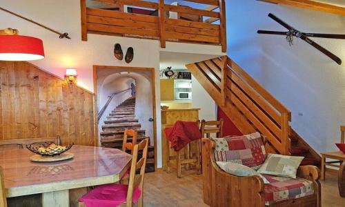 Skiverleih 3-Zimmer-Appartment für 6 Personen (55m²) - Résidence Parc Aux Etoiles - MH - Puy-Saint-Vincent - Draußen im Sommer