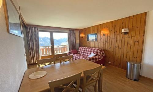 Skiverleih 3-Zimmer-Appartment für 6 Personen (33m²) - Résidence Parc Aux Etoiles - MH - Puy-Saint-Vincent - Draußen im Sommer