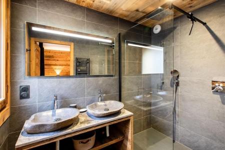 Holiday in mountain resort 6 room apartment 14 people - Résidence Pearl - Les Gets - Shower room