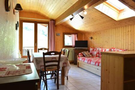 Vakantie in de bergen Appartement 2 kabine kamers 6 personen (003) - Résidence Perralpes - Le Grand Bornand - Woonkamer