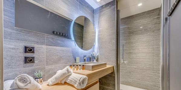 Holiday in mountain resort 2 room apartment cabin 5 people (103P) - Résidence Phoenix - Tignes - Shower room