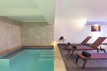 Wakacje w górach Résidence Pierre Blanche - Les Menuires - Basen