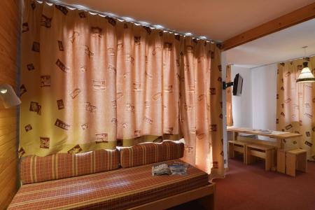 Vacances en montagne Appartement 2 pièces 6 personnes (015) - Résidence Pierre de Soleil - La Plagne - Séjour