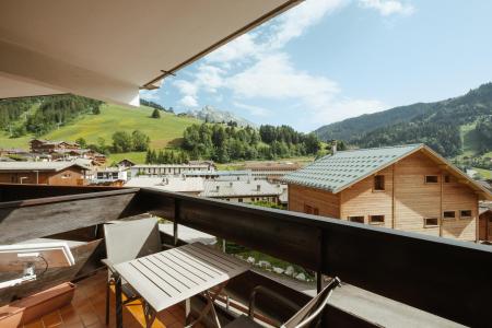 Vakantie in de bergen Appartement 2 kamers 5 personen (11) - Résidence Piscine - La Clusaz - Balkon