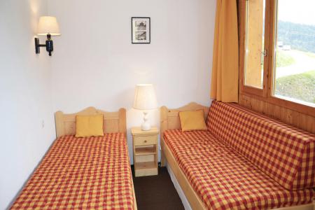 Urlaub in den Bergen 2-Zimmer-Appartment für 4 Personen (518) - Résidence Plein Soleil - Méribel-Mottaret - Wohnzimmer