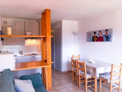 Holiday in mountain resort Studio sleeping corner 4 people (151) - Résidence Plein Sud 2 - Les 2 Alpes - Living room