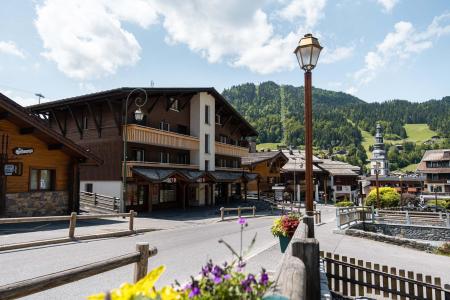 Wynajem na narty Résidence Point Percee - La Clusaz - Na zewnątrz latem