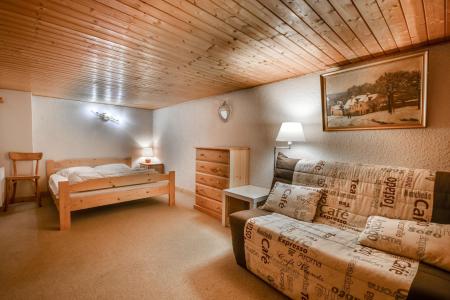 Holiday in mountain resort 2 room duplex apartment sleeping corner 4-6 people (2146) - Résidence Praz du Soleil - Les Gets - Bedroom