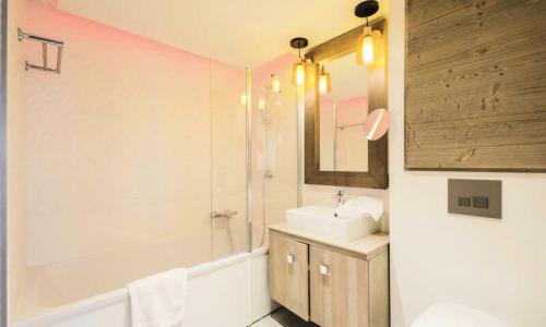 Skiverleih 2-Zimmer-Appartment für 4 Personen (Prestige 40m²-1) - Résidence Premium l'Hévana - Maeva Home - Méribel - Draußen im Sommer