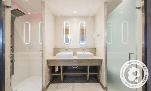Ski verhuur Appartement 4 kamers 8 personen (Prestige 90m²-4) - Résidence Premium l'Hévana - Maeva Home - Méribel - Buiten zomer