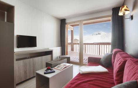 Holiday in mountain resort Résidence Prestige Front de Neige - La Plagne - Living area