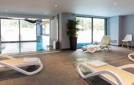 Holiday in mountain resort Résidence Prestige Isatis - Chamonix - Swimming pool
