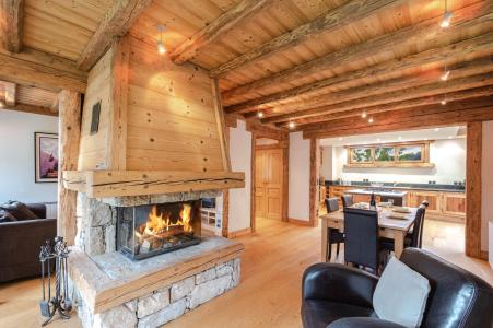 Holiday in mountain resort 4 room apartment 6 people (ARELYA) - Résidence Rivo - Chamonix - Living room