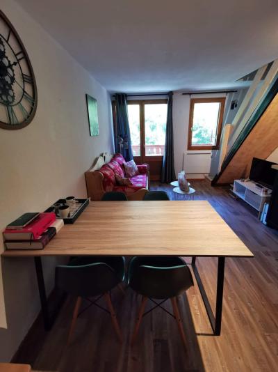 Holiday in mountain resort 2 room duplex apartment 4 people (27) - Résidence Rochechateau - Valloire - Living room