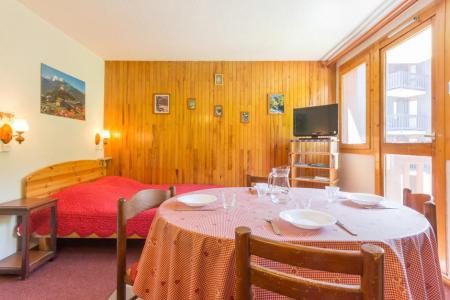 Holiday in mountain resort 2 room apartment 5 people (RTE13) - Résidence Rochette - Montchavin La Plagne - Living room