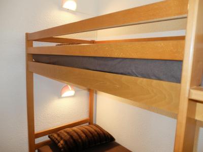 Holiday in mountain resort Studio cabin 4 people (094) - Résidence Rond Point des Pistes B - Tignes - Bunk beds