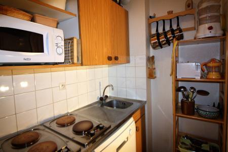 Holiday in mountain resort Studio cabin 4 people (106CL) - Résidence Rond Point des Pistes - Tignes - Kitchenette