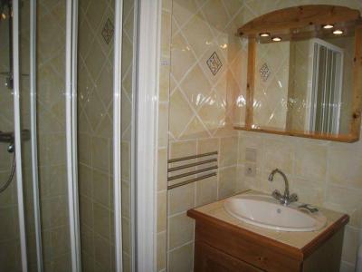 Holiday in mountain resort 3 room apartment 6 people (07) - Résidence Saint-Georges - Les Houches - Shower room
