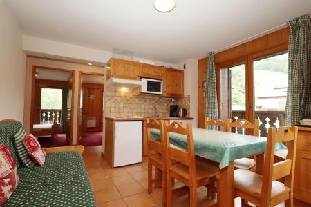 Urlaub in den Bergen 3-Zimmer-Appartment für 6 Personen (07) - Résidence Saint-Georges - Les Houches - Wohnzimmer