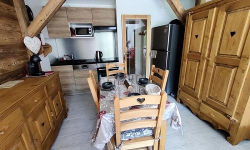 Vacances en montagne Studio 4 personnes (28m²) - Résidence Saint Roch - Puy-Saint-Vincent - Extérieur été