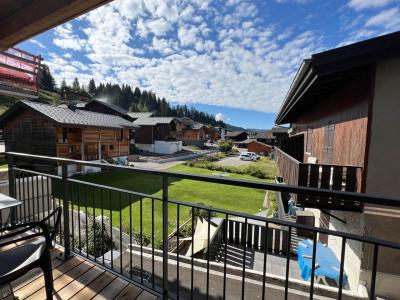 Wakacje w górach Apartament 3 pokojowy 4 osób - Résidence Sapin - Les Gets - Balkon