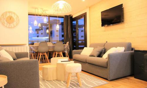 Holiday in mountain resort 2 room apartment 6 people (35m²-1) - Résidence Schuss - MH - Val Thorens - Living room