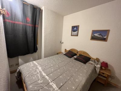 Urlaub in den Bergen 3-Zimmer-Holzhütte für 6 Personen (008) - Résidence Sérac - Méribel-Mottaret - Schlafzimmer