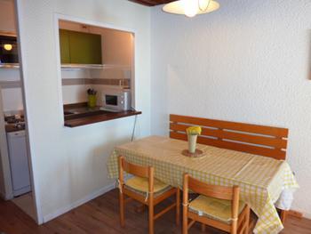 Holiday in mountain resort Studio cabin 4 people (L4) - Résidence Sérac - Val Thorens - Kitchenette
