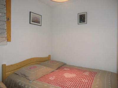 Holiday in mountain resort 2 room apartment sleeping corner 5 people (107) - Résidence Signal - Montalbert - Bedroom