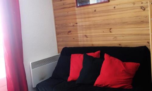 Rent in ski resort Studio 4 people (17m²) - Résidence Skisud - Alpe d'Huez - Living room