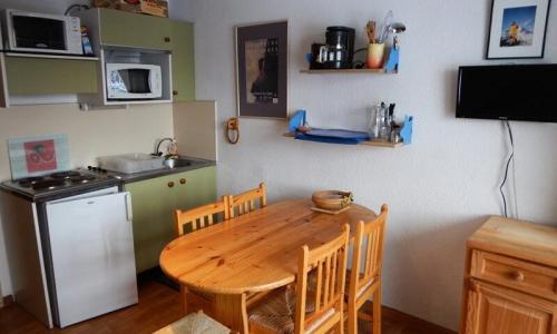 Аренда на лыжном курорте Апартаменты 2 комнат 4 чел. (25m²) - Résidence Skisun - Alpe d'Huez - летом под открытым небом