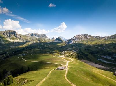 Vacances en montagne Résidence Sun Valley - La Plagne - Extérieur été