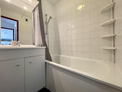 Vacances en montagne Appartement 3 pièces 6 personnes (217) - Résidence Sun Valley - Puy-Saint-Vincent - Baignoire
