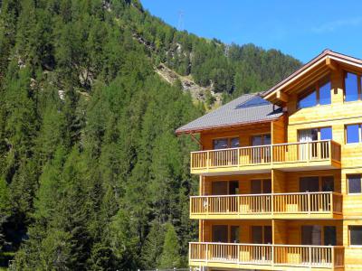 Vacances en montagne Résidence Swisspeak Resorts Zinal - Zinal - Extérieur été