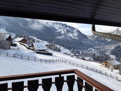 Vacances en montagne Studio mezzanine 4 personnes (62) - Résidence Sylvia - Châtel - Balcon