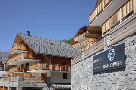 Location au ski Résidence Terresens Les Edelweiss - Vaujany - Extérieur été