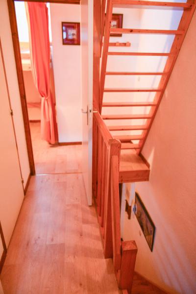 Vacances en montagne Appartement triplex 5 pièces 6 personnes (36) - Résidence Tigny - Valloire - Couloir