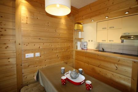 Vacaciones en montaña Apartamento cabina 2 piezas para 6 personas (32CL) - Résidence Tour du Lac - Tignes - Estancia