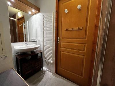Holiday in mountain resort 3 room apartment 6 people (B32) - Résidence Valmonts - Val Cenis - Accommodation