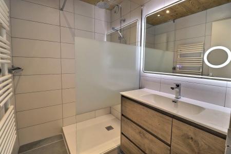 Vacaciones en montaña Apartamento cabina 2 piezas para 5 personas (019) - Résidence Vanoise - Méribel-Mottaret - Cuarto de ducha