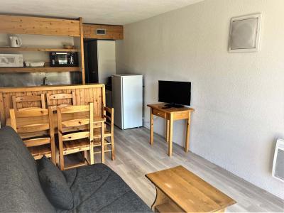 Holiday in mountain resort Studio sleeping corner 5 people (742) - Résidence Varet - Les Arcs - Living room