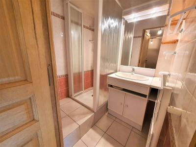 Holiday in mountain resort 2 room mezzanine apartment 6 people (212P6) - Résidence Verney - Serre Chevalier - Shower room